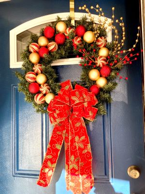 Red Christmas Wreath